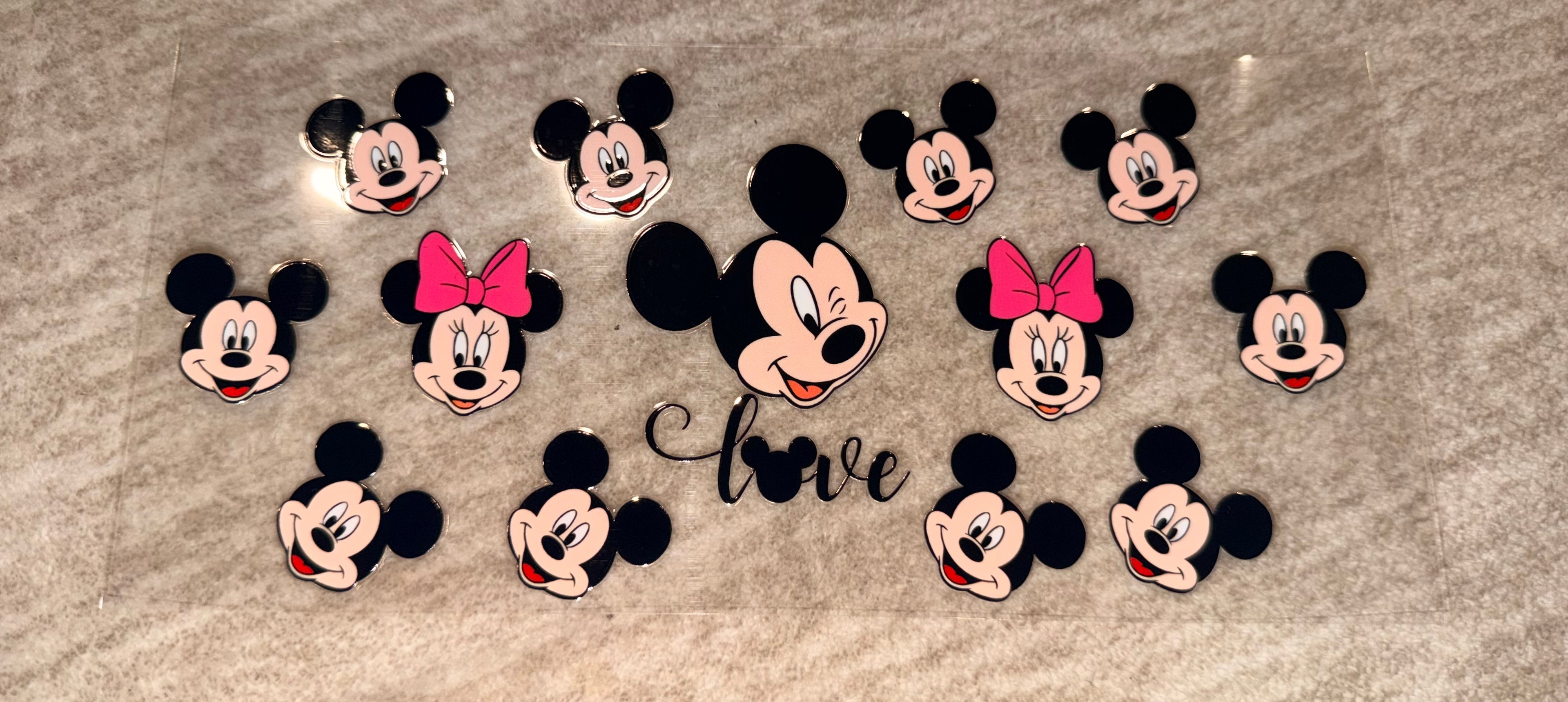 Mickey/Minnie - Love